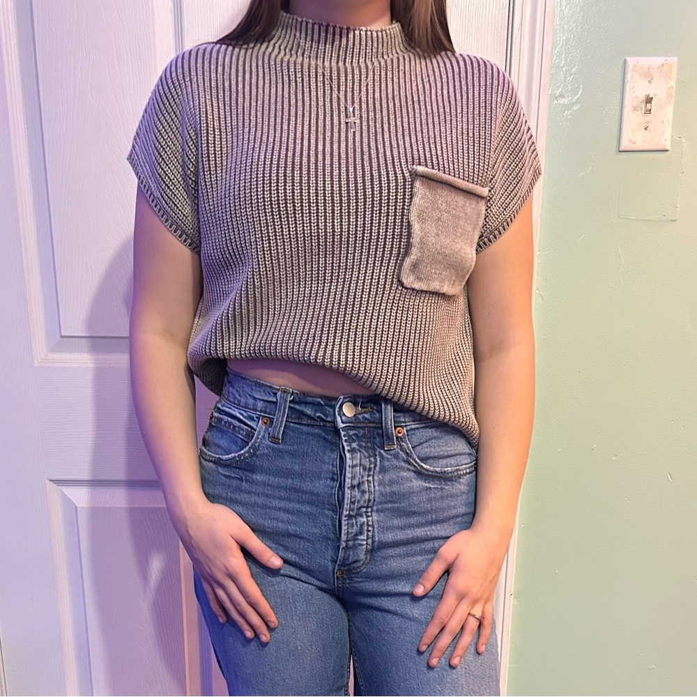 Women's Mocha short sleeve Sweater Sm/Med or Lg/XL NWT
